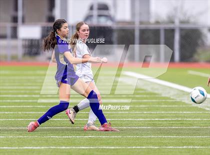 Thumbnail 1 in Mount Si @ Issaquah (WIAA State 4A Semi-Final) photogallery.