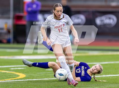 Thumbnail 3 in Mount Si @ Issaquah (WIAA State 4A Semi-Final) photogallery.