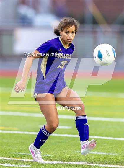 Thumbnail 1 in Mount Si @ Issaquah (WIAA State 4A Semi-Final) photogallery.