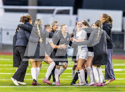 Thumbnail 2 in Mount Si @ Issaquah (WIAA State 4A Semi-Final) photogallery.