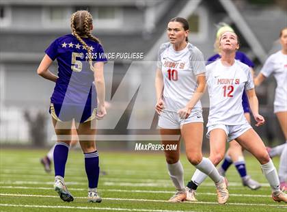 Thumbnail 1 in Mount Si @ Issaquah (WIAA State 4A Semi-Final) photogallery.