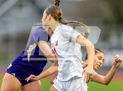 Thumbnail 3 in Mount Si @ Issaquah (WIAA State 4A Semi-Final) photogallery.