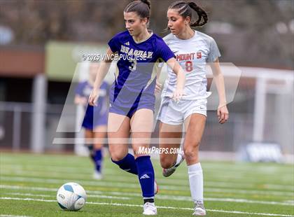 Thumbnail 3 in Mount Si @ Issaquah (WIAA State 4A Semi-Final) photogallery.