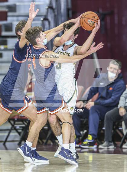 Thumbnail 2 in Hastings vs Byram Hills (Slam Dunk Showcase) photogallery.