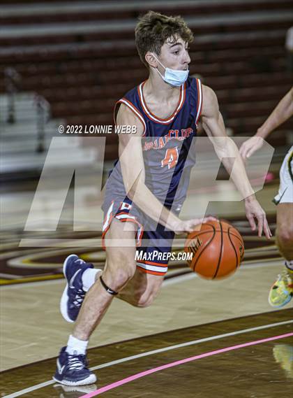 Thumbnail 3 in Hastings vs Byram Hills (Slam Dunk Showcase) photogallery.