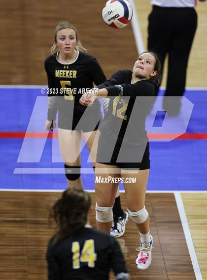 Thumbnail 3 in Meeker vs. Ignacio (CHSAA 2A First Round) photogallery.