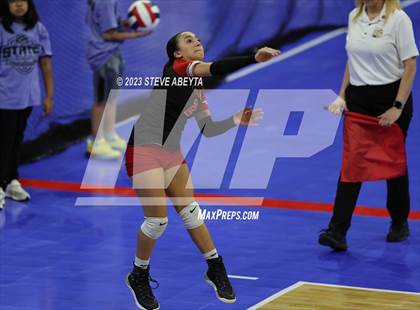 Thumbnail 3 in Meeker vs. Ignacio (CHSAA 2A First Round) photogallery.