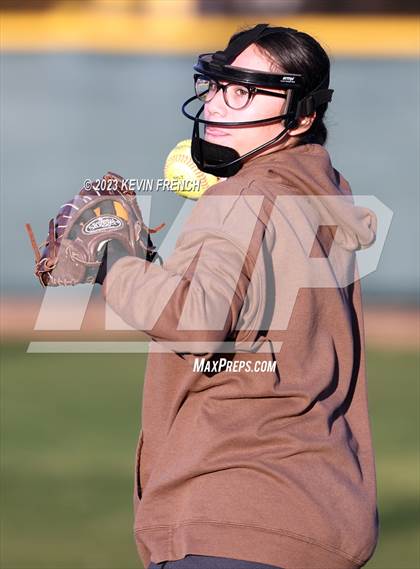 Thumbnail 3 in Peoria vs Estrella Foothills (Owls Kickoff Classic Tournament) photogallery.