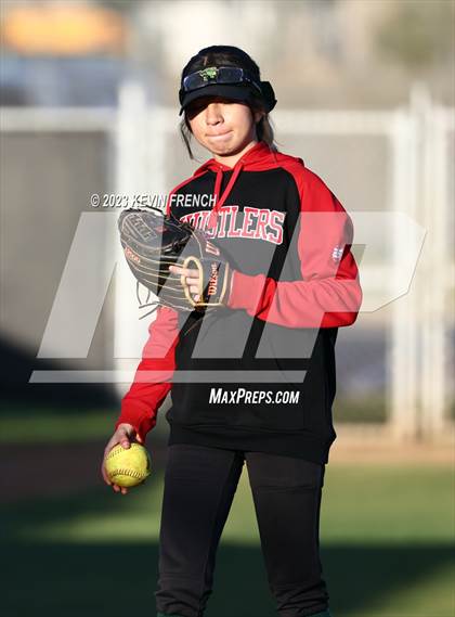 Thumbnail 2 in Peoria vs Estrella Foothills (Owls Kickoff Classic Tournament) photogallery.