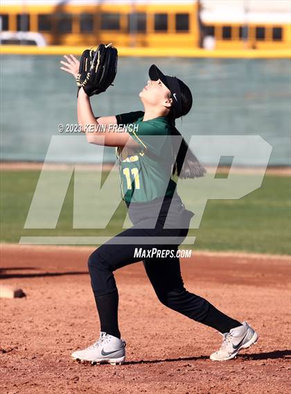 Thumbnail 1 in Peoria vs Estrella Foothills (Owls Kickoff Classic Tournament) photogallery.