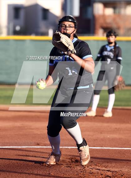 Thumbnail 2 in Peoria vs Estrella Foothills (Owls Kickoff Classic Tournament) photogallery.