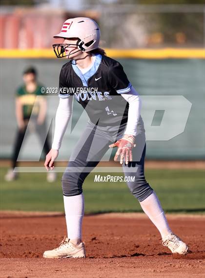 Thumbnail 3 in Peoria vs Estrella Foothills (Owls Kickoff Classic Tournament) photogallery.