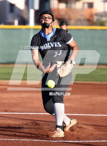 Thumbnail 1 in Peoria vs Estrella Foothills (Owls Kickoff Classic Tournament) photogallery.