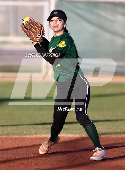 Thumbnail 2 in Peoria vs Estrella Foothills (Owls Kickoff Classic Tournament) photogallery.
