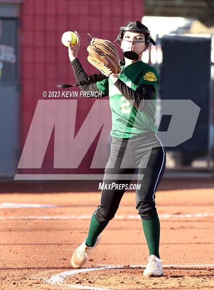 Thumbnail 3 in Peoria vs Estrella Foothills (Owls Kickoff Classic Tournament) photogallery.