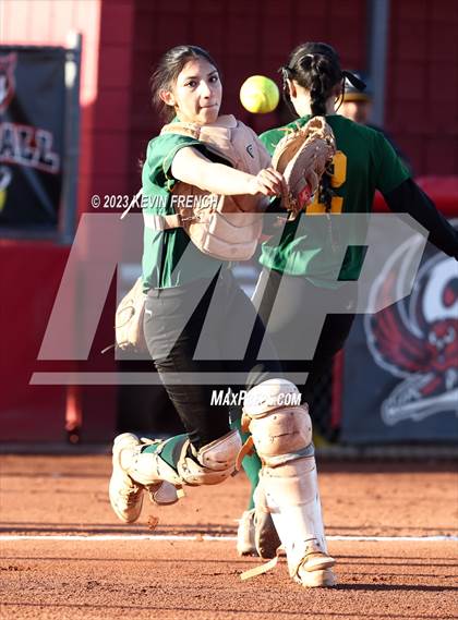 Thumbnail 3 in Peoria vs Estrella Foothills (Owls Kickoff Classic Tournament) photogallery.