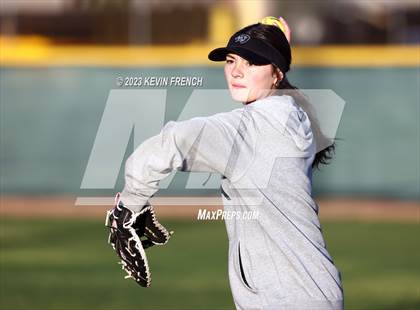 Thumbnail 3 in Peoria vs Estrella Foothills (Owls Kickoff Classic Tournament) photogallery.