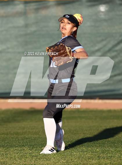 Thumbnail 3 in Peoria vs Estrella Foothills (Owls Kickoff Classic Tournament) photogallery.
