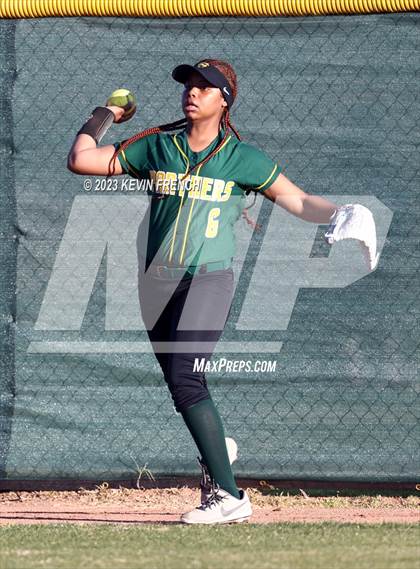 Thumbnail 2 in Peoria vs Estrella Foothills (Owls Kickoff Classic Tournament) photogallery.