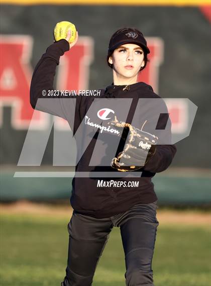 Thumbnail 2 in Peoria vs Estrella Foothills (Owls Kickoff Classic Tournament) photogallery.