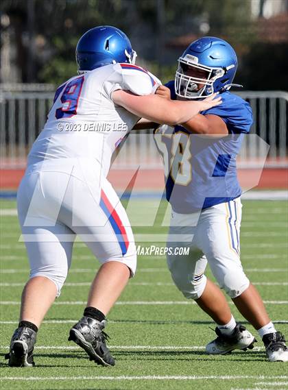 Thumbnail 3 in Folsom @ Serra photogallery.