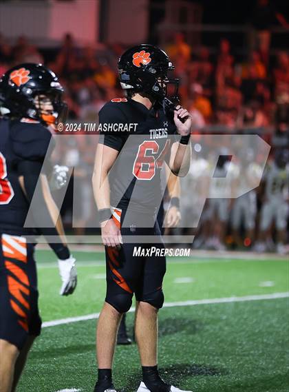 Thumbnail 3 in Taylor @ Lawrenceburg photogallery.