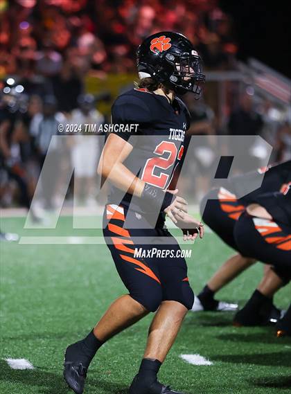 Thumbnail 1 in Taylor @ Lawrenceburg photogallery.