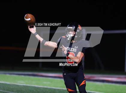 Thumbnail 2 in Taylor @ Lawrenceburg photogallery.