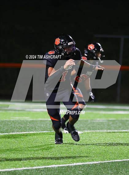Thumbnail 1 in Taylor @ Lawrenceburg photogallery.