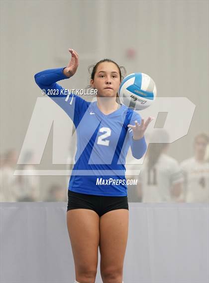 Thumbnail 3 in Utica Eisenhower vs. Lowell photogallery.