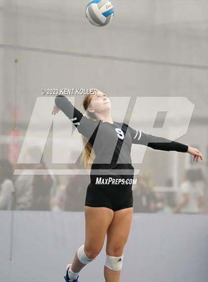 Thumbnail 1 in Utica Eisenhower vs. Lowell photogallery.