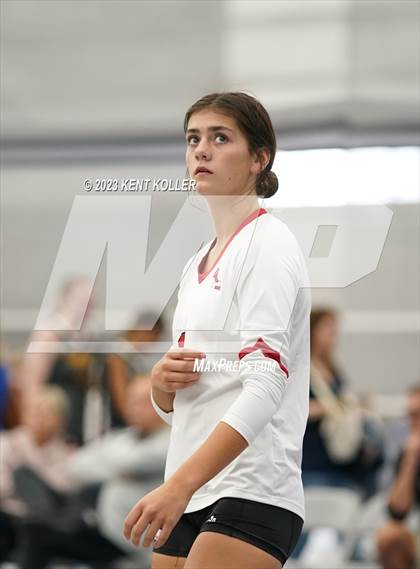 Thumbnail 2 in Utica Eisenhower vs. Lowell photogallery.