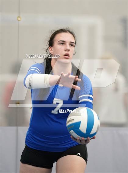 Thumbnail 1 in Utica Eisenhower vs. Lowell photogallery.