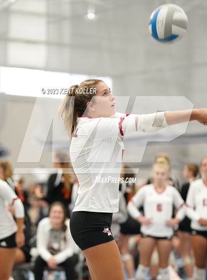 Thumbnail 1 in Utica Eisenhower vs. Lowell photogallery.