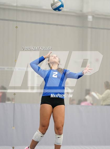 Thumbnail 2 in Utica Eisenhower vs. Lowell photogallery.