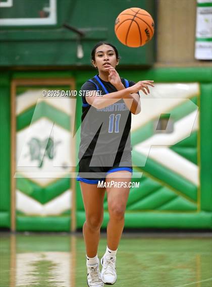 Thumbnail 3 in Caruthers vs. Lincoln (St. Mary's MLK Classic) photogallery.