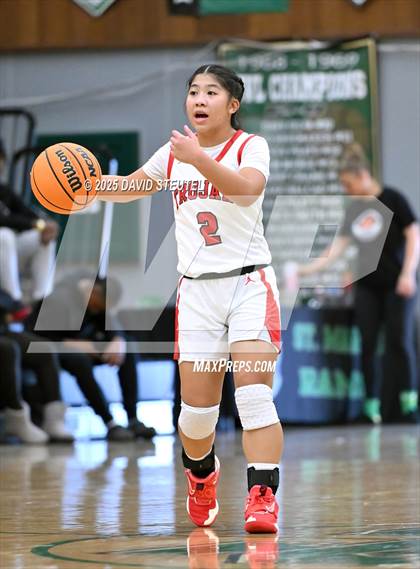 Thumbnail 1 in Caruthers vs. Lincoln (St. Mary's MLK Classic) photogallery.