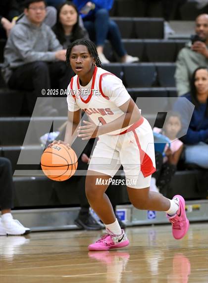 Thumbnail 2 in Caruthers vs. Lincoln (St. Mary's MLK Classic) photogallery.