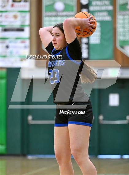 Thumbnail 2 in Caruthers vs. Lincoln (St. Mary's MLK Classic) photogallery.