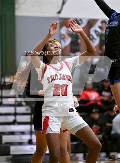 Thumbnail 3 in Caruthers vs. Lincoln (St. Mary's MLK Classic) photogallery.