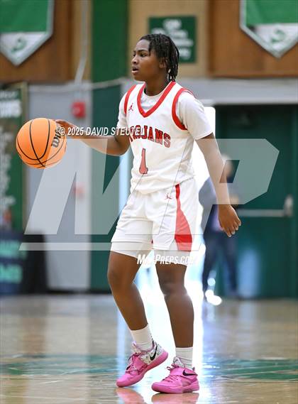 Thumbnail 1 in Caruthers vs. Lincoln (St. Mary's MLK Classic) photogallery.
