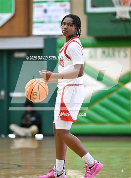 Thumbnail 2 in Caruthers vs. Lincoln (St. Mary's MLK Classic) photogallery.