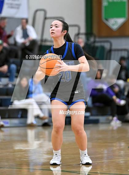 Thumbnail 1 in Caruthers vs. Lincoln (St. Mary's MLK Classic) photogallery.