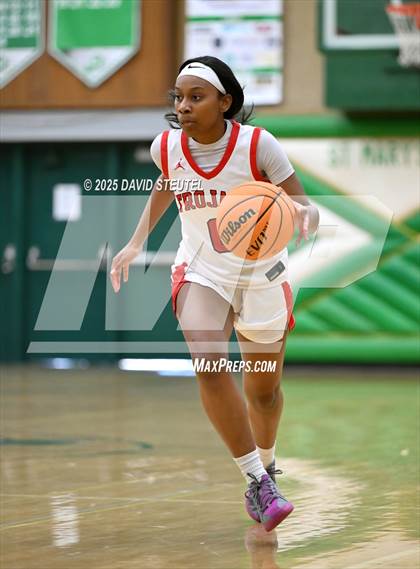 Thumbnail 2 in Caruthers vs. Lincoln (St. Mary's MLK Classic) photogallery.