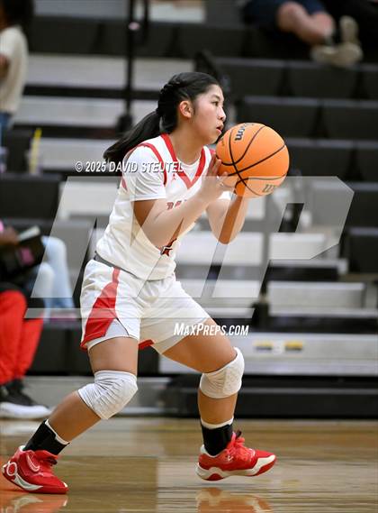 Thumbnail 1 in Caruthers vs. Lincoln (St. Mary's MLK Classic) photogallery.