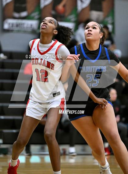 Thumbnail 1 in Caruthers vs. Lincoln (St. Mary's MLK Classic) photogallery.