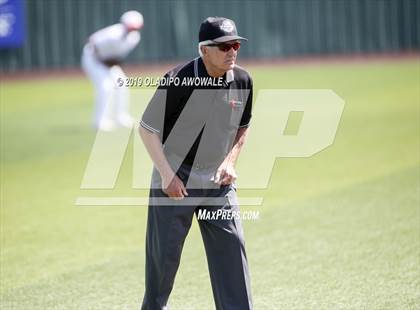 Thumbnail 1 in Lake Dallas vs. Grapevine (UIL 5A Bi-District Playoff) photogallery.