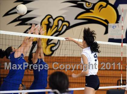 Thumbnail 2 in El Monte @ Gabrielino photogallery.