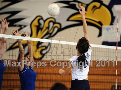 Thumbnail 1 in El Monte @ Gabrielino photogallery.