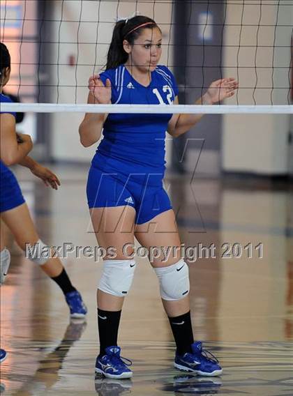 Thumbnail 2 in El Monte @ Gabrielino photogallery.